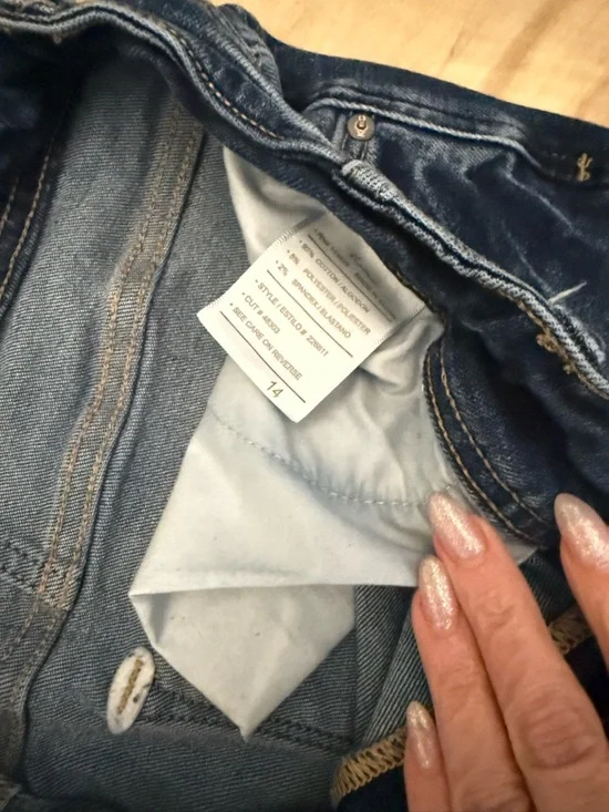 Maurice’s Kancan Women’s Crop Distressed Straight Jeans - 14 - Picture 3 of 3